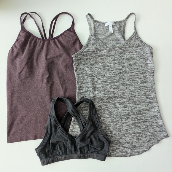 Bundle Of 3 Athletic Tops Size Small - Picture 1 of 11